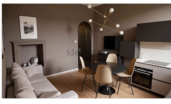 appartamento in vendita a Milano in zona Isola