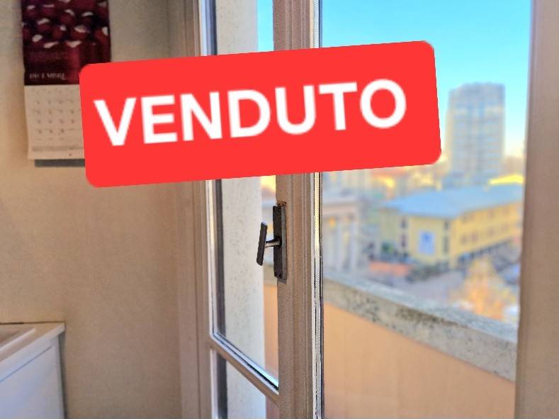 appartamento in vendita a Milano in zona Piazzale Lodi