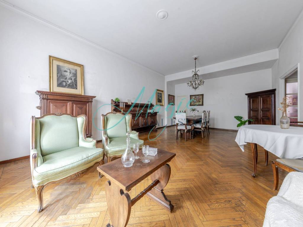 appartamento in vendita a Milano in zona Città Studi