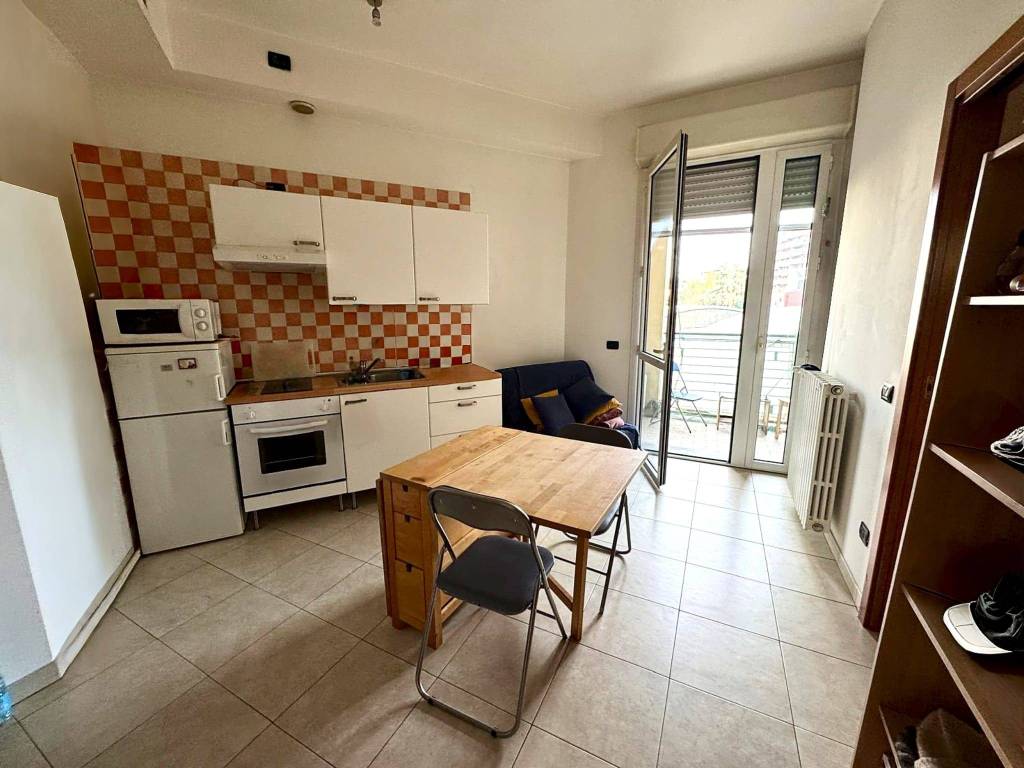 appartamento in vendita a Milano in zona Chiesa Rossa