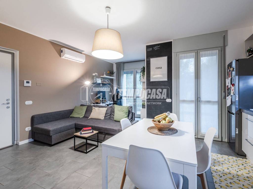 appartamento in vendita a Milano in zona Vigentino