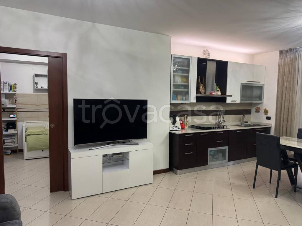 appartamento in vendita a Milano in zona Il Portello