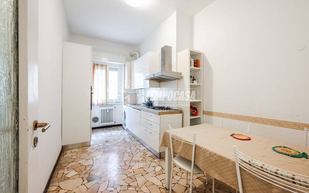 appartamento in vendita a Milano in zona Vigentino