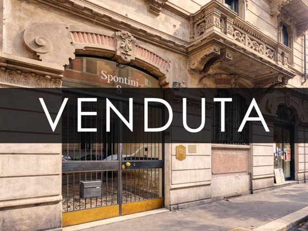 appartamento in vendita a Milano in zona Centro Direzionale