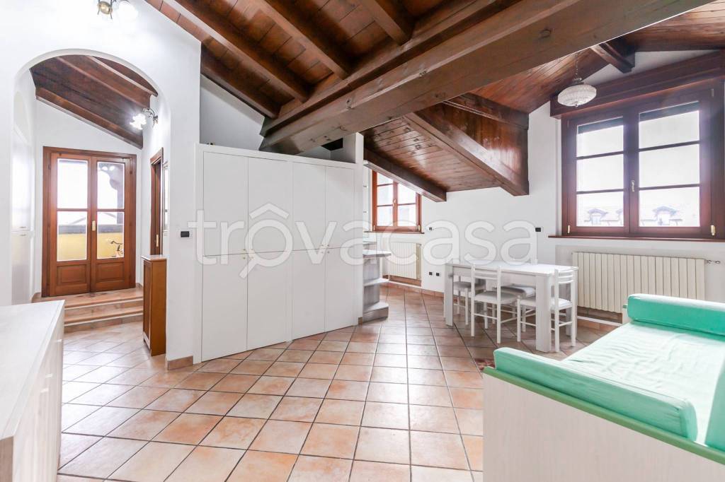 appartamento in vendita a Milano in zona Villapizzone