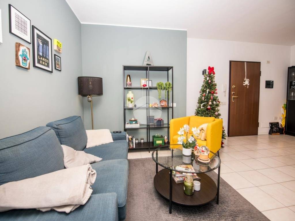 appartamento in vendita a Milano in zona Lambrate