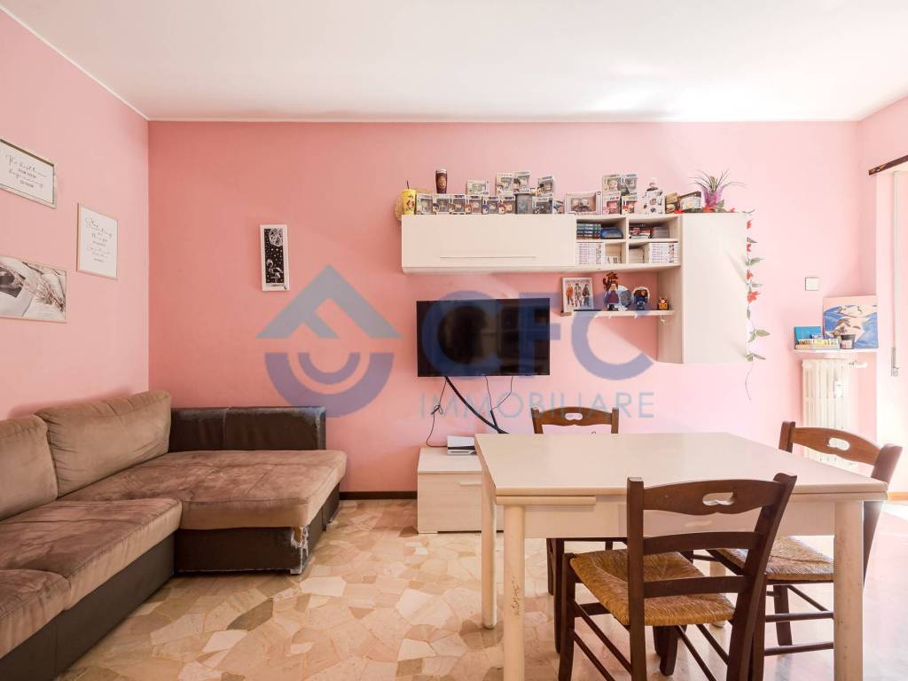 appartamento in vendita a Milano in zona Crescenzago