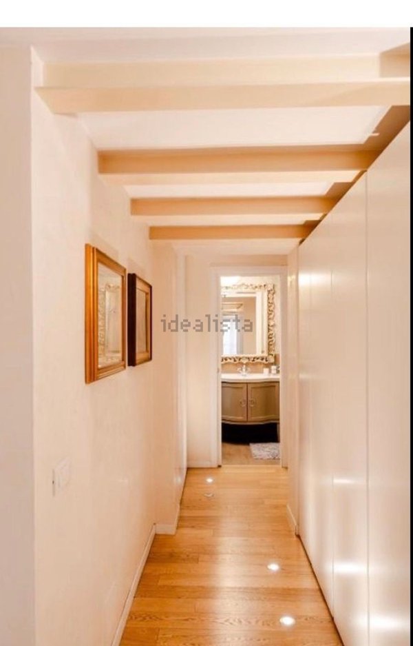 appartamento in vendita a Milano in zona Loreto