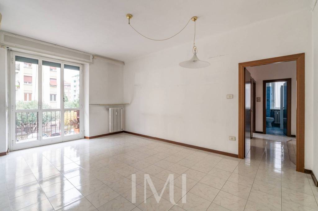 appartamento in vendita a Milano in zona Feltre