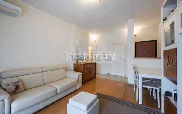 appartamento in vendita a Milano in zona Vigentino