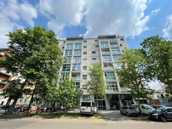 appartamento in vendita a Milano in zona Isola