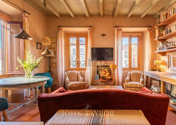 appartamento in vendita a Milano in zona Porta Genova