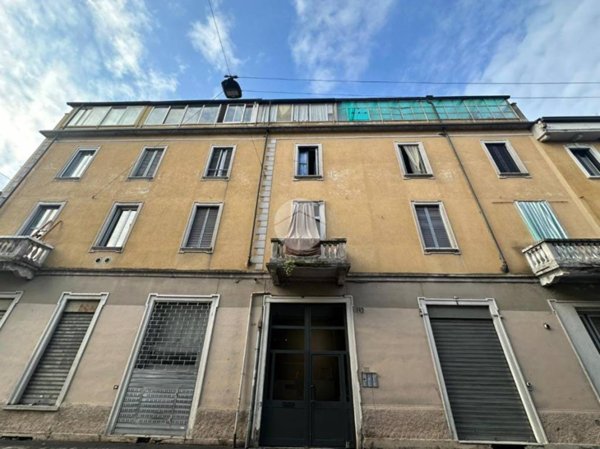 appartamento in vendita a Milano in zona Baggio