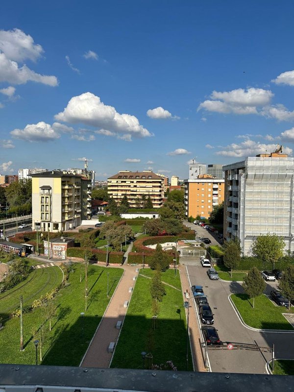 appartamento in vendita a Milano in zona Ronchetto sul Naviglio