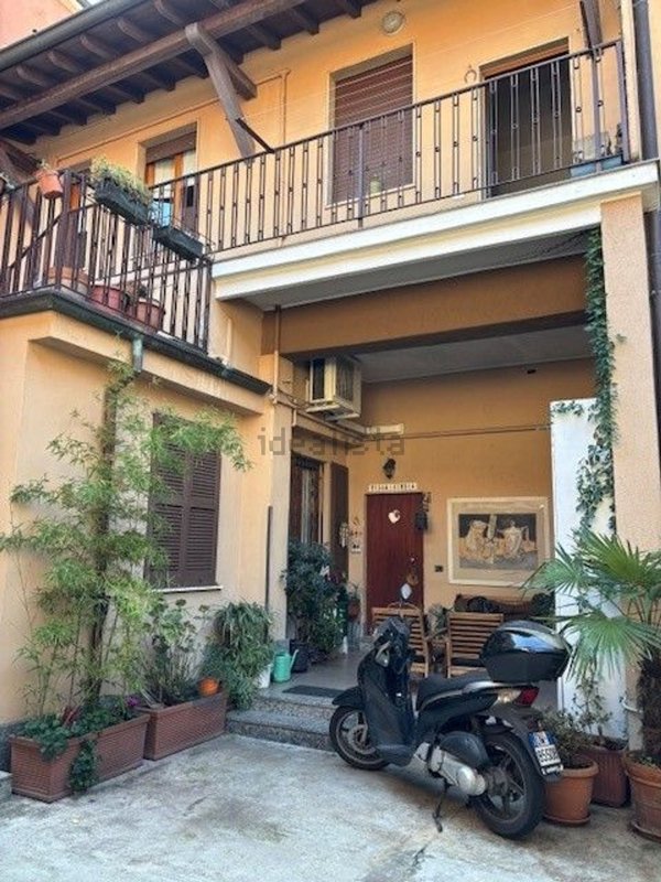 appartamento in vendita a Milano in zona Quarto Cagnino