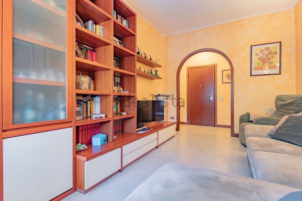 appartamento in vendita a Milano in zona Vigentino