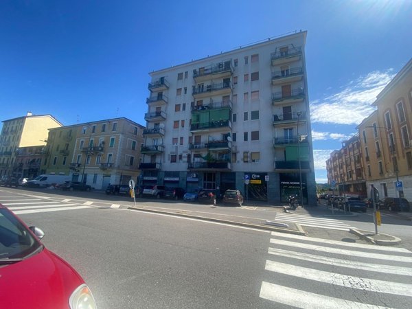 appartamento in vendita a Milano in zona Rogoredo