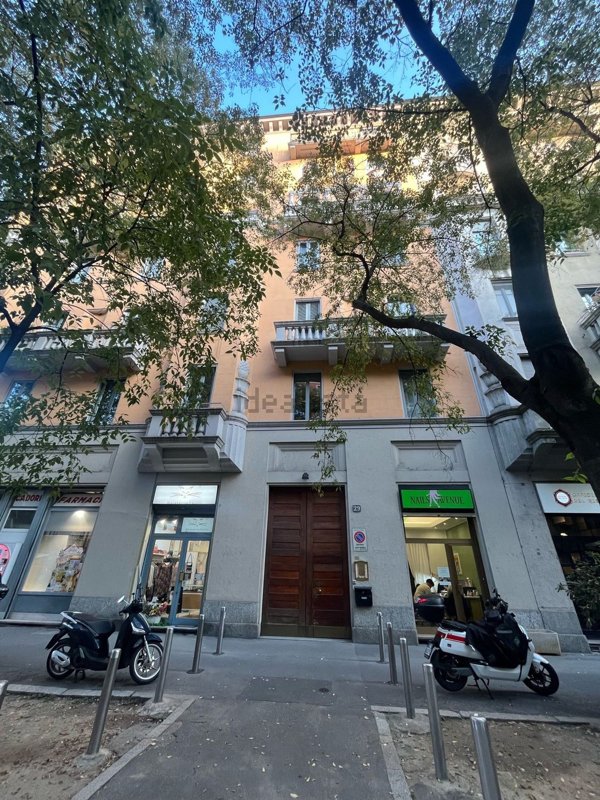 appartamento in vendita a Milano in zona Cinque Giornate