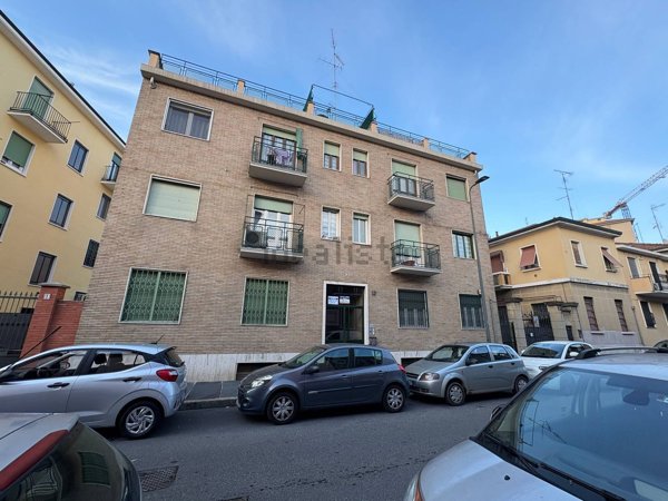 appartamento in vendita a Milano in zona Crescenzago