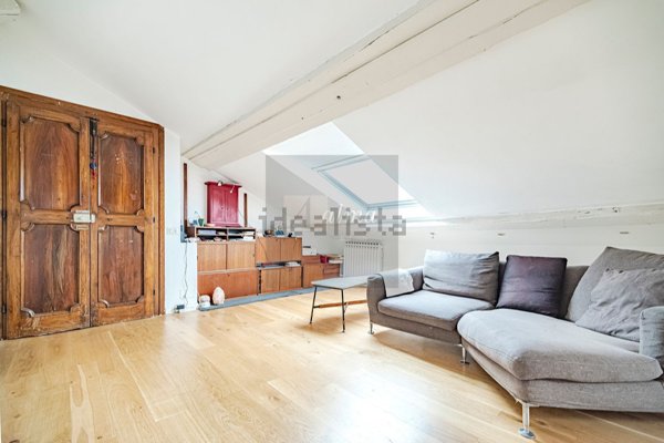 appartamento in vendita a Milano in zona Centro Direzionale