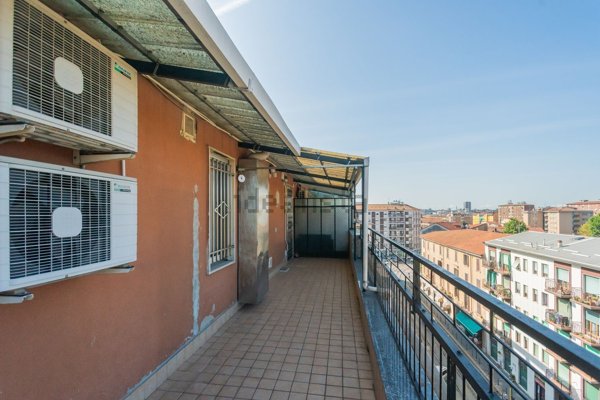 appartamento in vendita a Milano in zona Niguarda