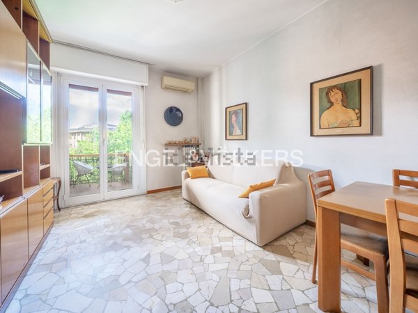 appartamento in vendita a Milano in zona Porta Vittoria