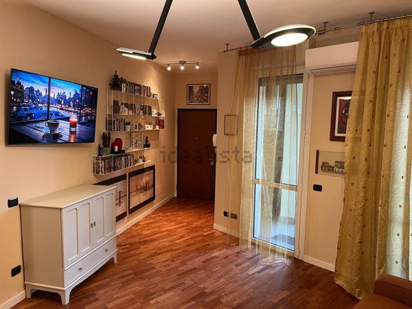 appartamento in vendita a Milano in zona Stadera