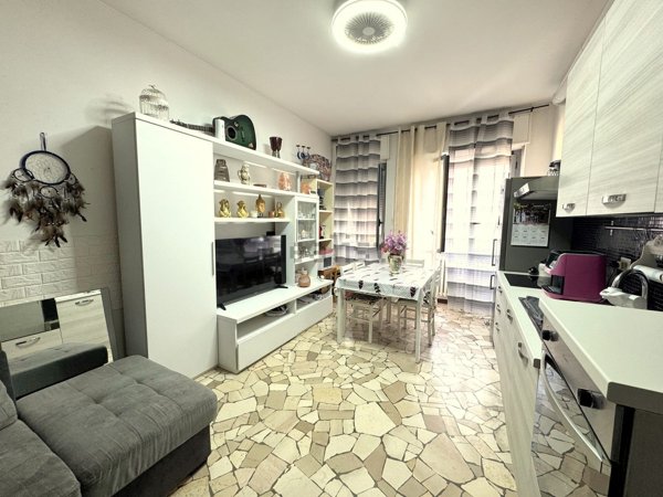 appartamento in vendita a Milano in zona Crescenzago