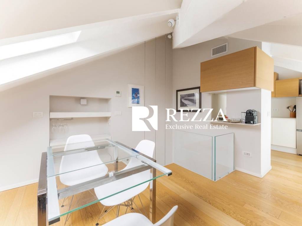 appartamento in vendita a Milano in zona Isola