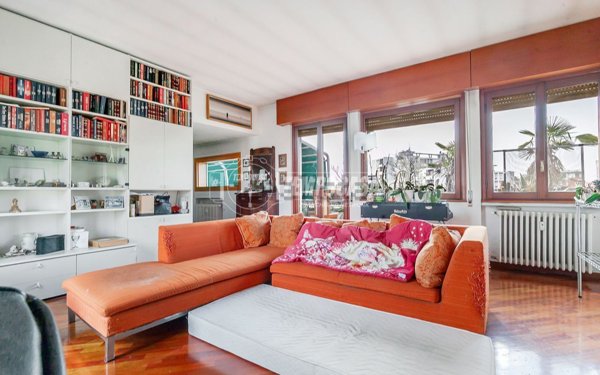 appartamento in vendita a Milano in zona Bovisa