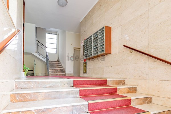 appartamento in vendita a Milano in zona Piazzale Lodi