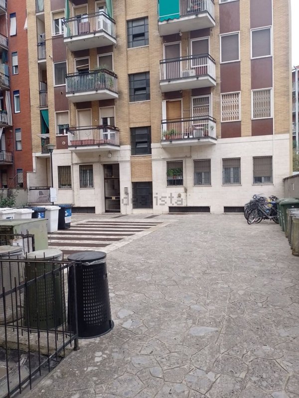 appartamento in vendita a Milano in zona Crescenzago
