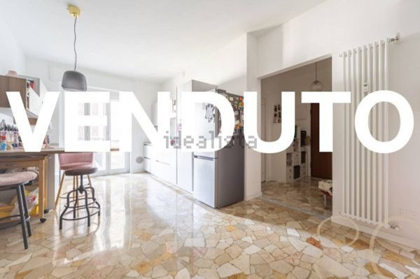 appartamento in vendita a Milano in zona Solari