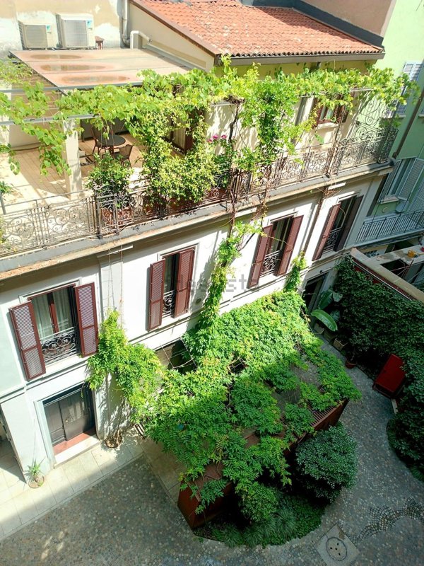 appartamento in vendita a Milano in zona Brera