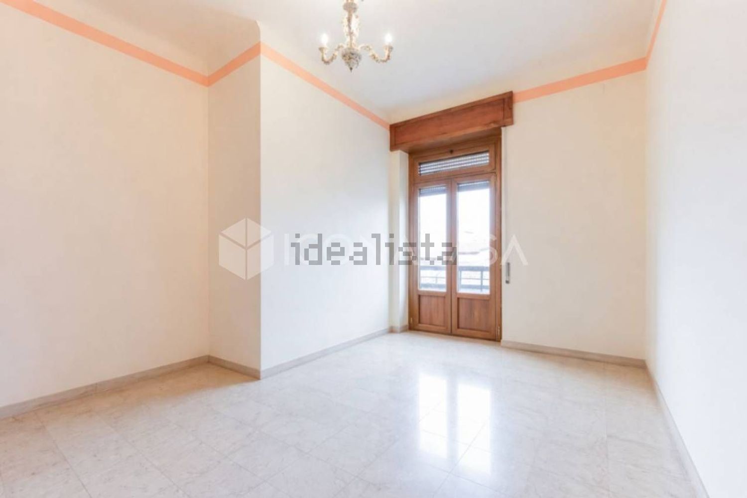 appartamento in vendita a Milano in zona Casoretto