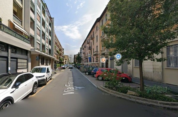 appartamento in vendita a Milano in zona Stadera