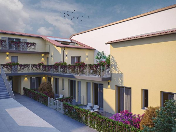 appartamento in vendita a Milano in zona Baggio