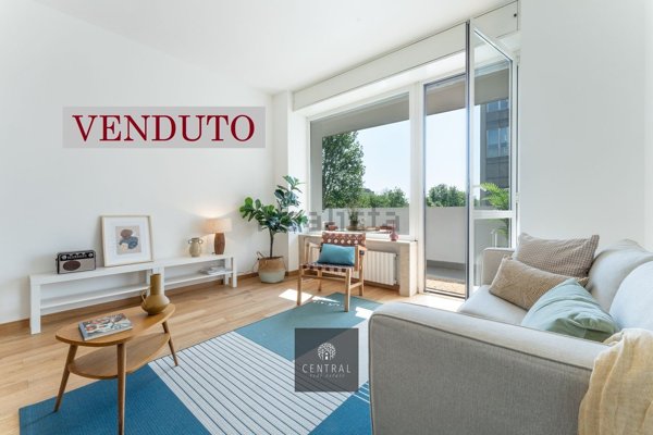 appartamento in vendita a Milano in zona Il Portello