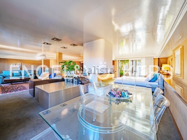 appartamento in vendita a Milano in zona Loreto