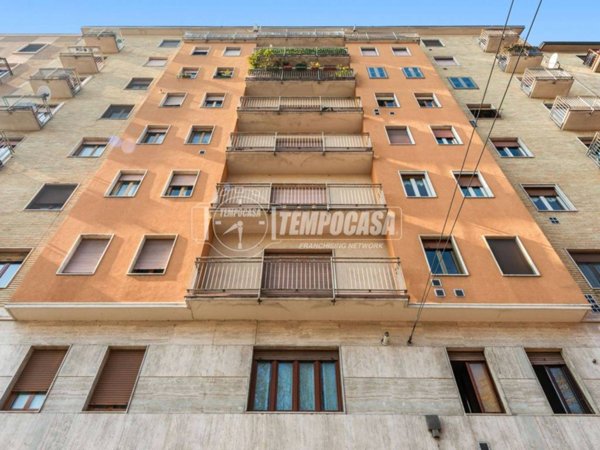 appartamento in vendita a Milano in zona Calvairate