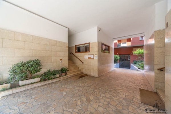 appartamento in vendita a Milano in zona Loreto