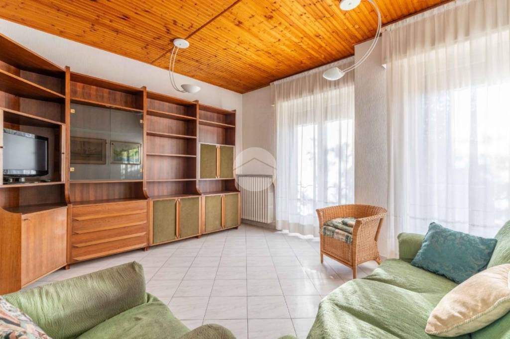 appartamento in vendita a Milano in zona Chiesa Rossa