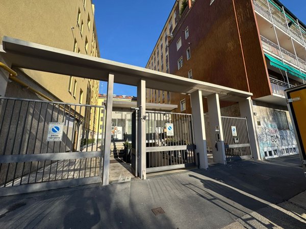 appartamento in vendita a Milano in zona Bocconi