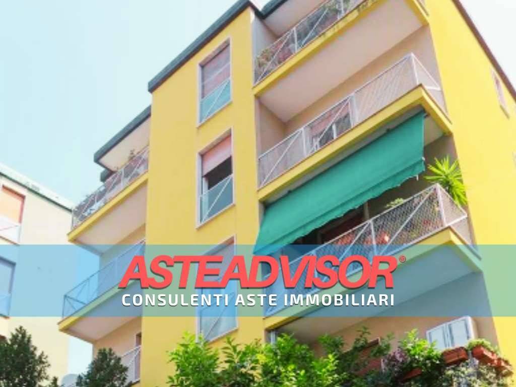 appartamento in vendita a Milano in zona Affori