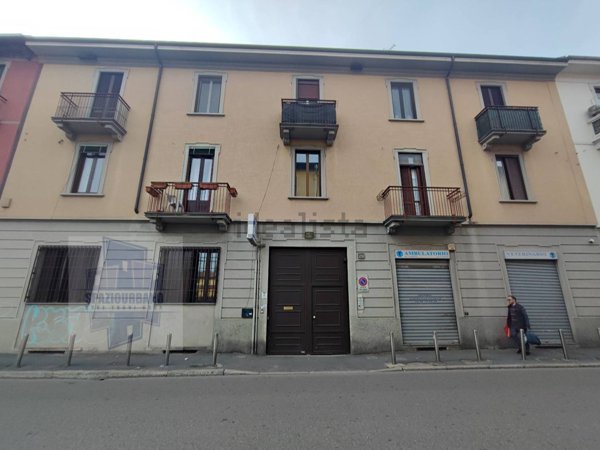 appartamento in vendita a Milano in zona Baggio