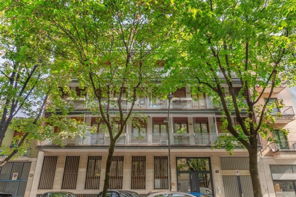 appartamento in vendita a Milano in zona Solari