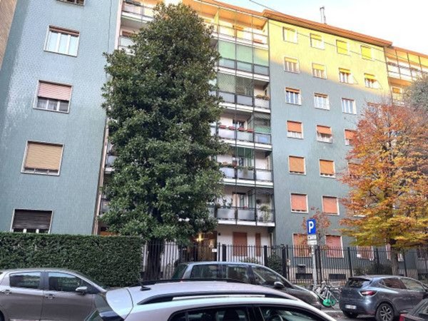 appartamento in vendita a Milano in zona Città Studi