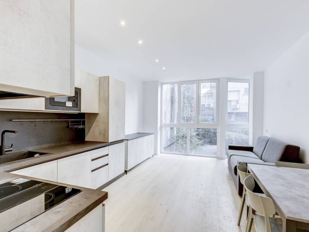 appartamento in vendita a Milano in zona Il Portello