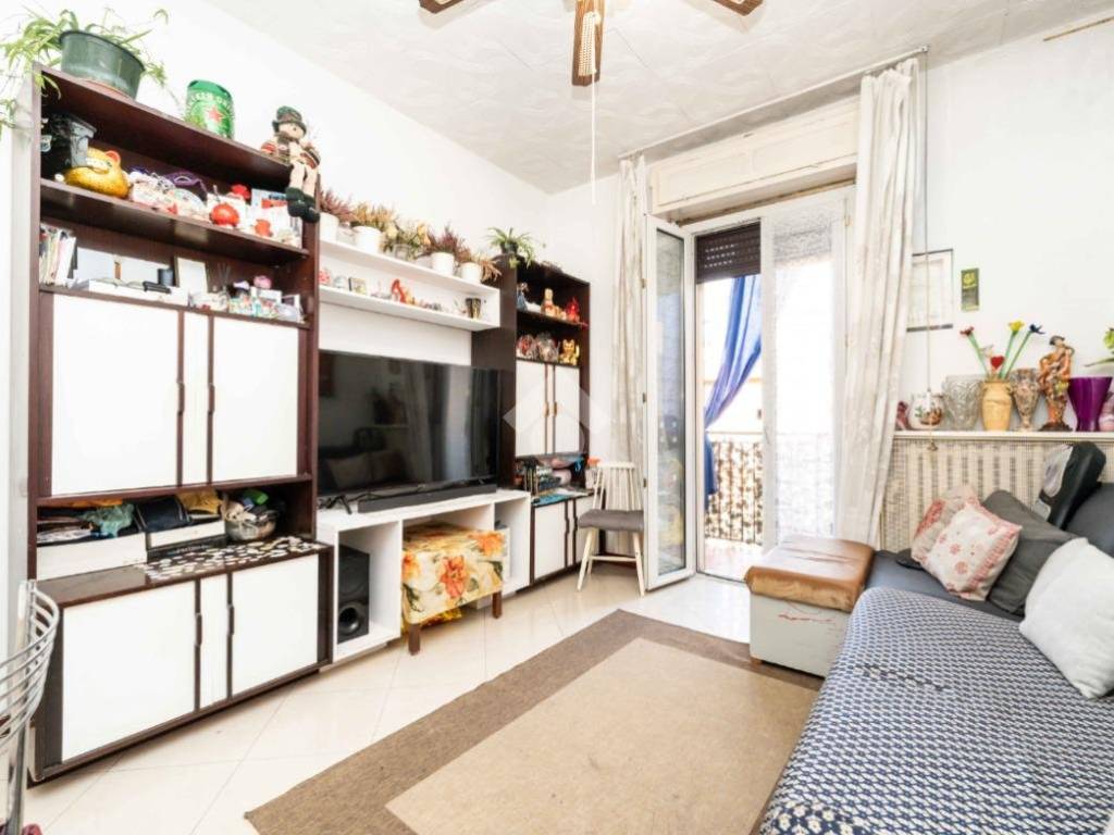 appartamento in vendita a Milano in zona Lorenteggio