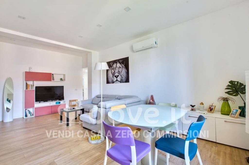 appartamento in vendita a Milano in zona Sempione